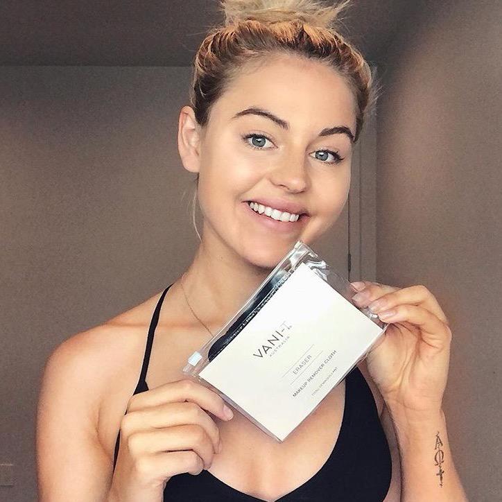 THREE GO-TO PRODUCTS FOR ACNE PRONE SKIN